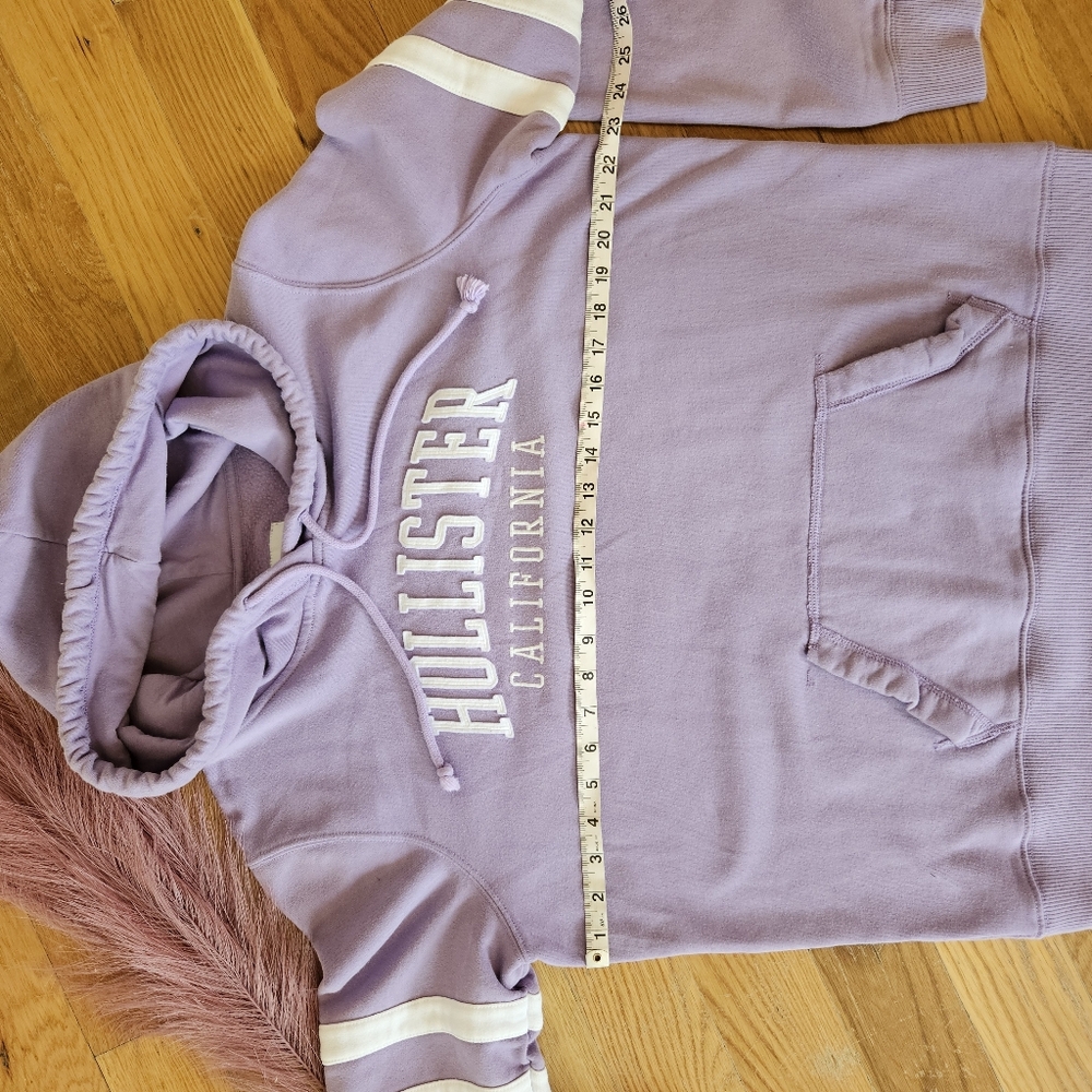 Hollister Lavender Hoodie with White Accents Size XL - Picture 5 of 5